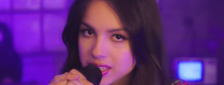 Performing ‘deja vu’ for MTV Push